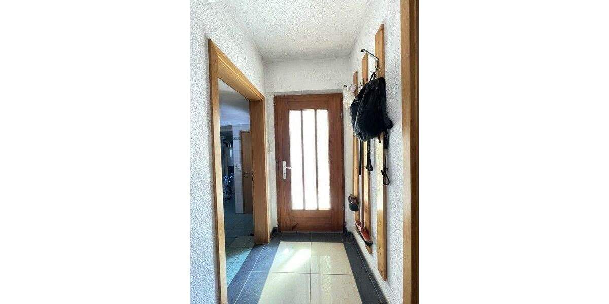 Mehrfamilienhaus, Wohnhaus Lauf - 7 Zimmer, 99 m&sup2;, 326.000&euro; | Angebot:25699332