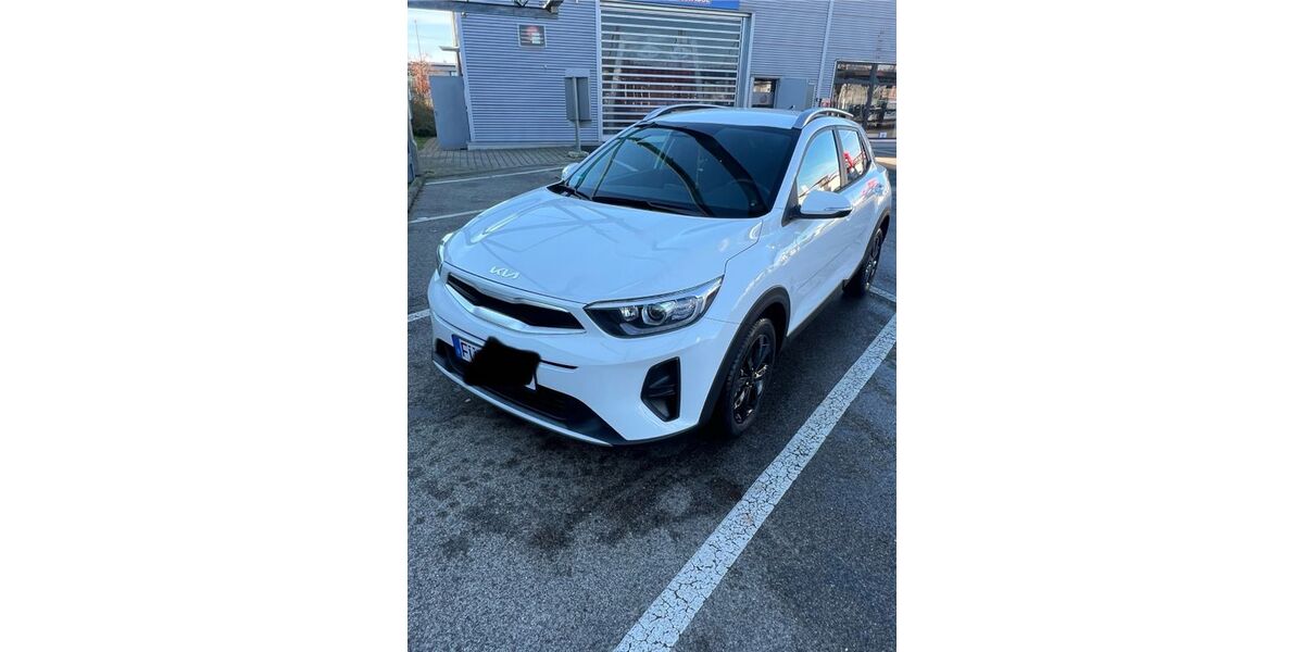 Kia Stonic 19.000 km 17.999 &euro; Fürth 90766