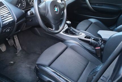 BMW 118 200.000 km 2.800 &euro; Feucht 90537