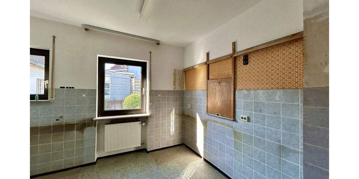 Mehrfamilienhaus, Wohnhaus Adelsdorf/Neuhaus Neuhaus - 6 Zimmer, 179 m&sup2;, 569.000&euro; | Angebot:25701568