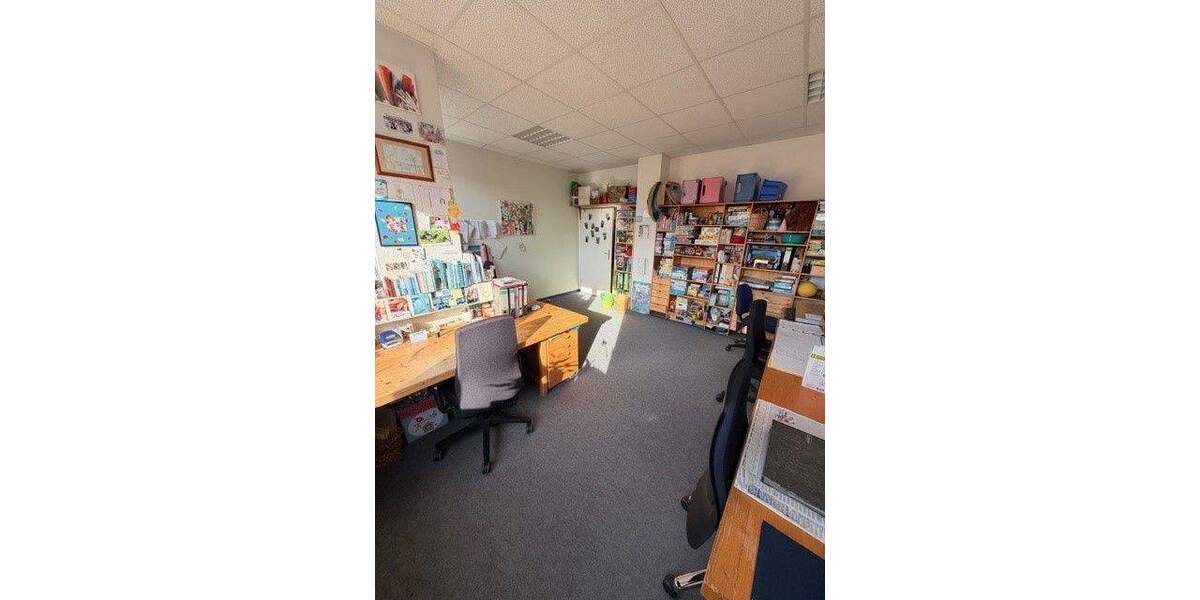 Gewerbeobjekt Fürth Südstadt - 5 Zimmer, 187 m&sup2;, 1.870&euro; | Angebot:25674928