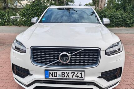 Volvo XC90 111.453 km 37.500 &euro; Fürth 90762