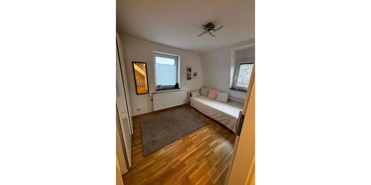 Doppelhaushälfte Fürth Bislohe - 4 Zimmer, 118 m&sup2;, 599.000&euro; | Angebot:26057573