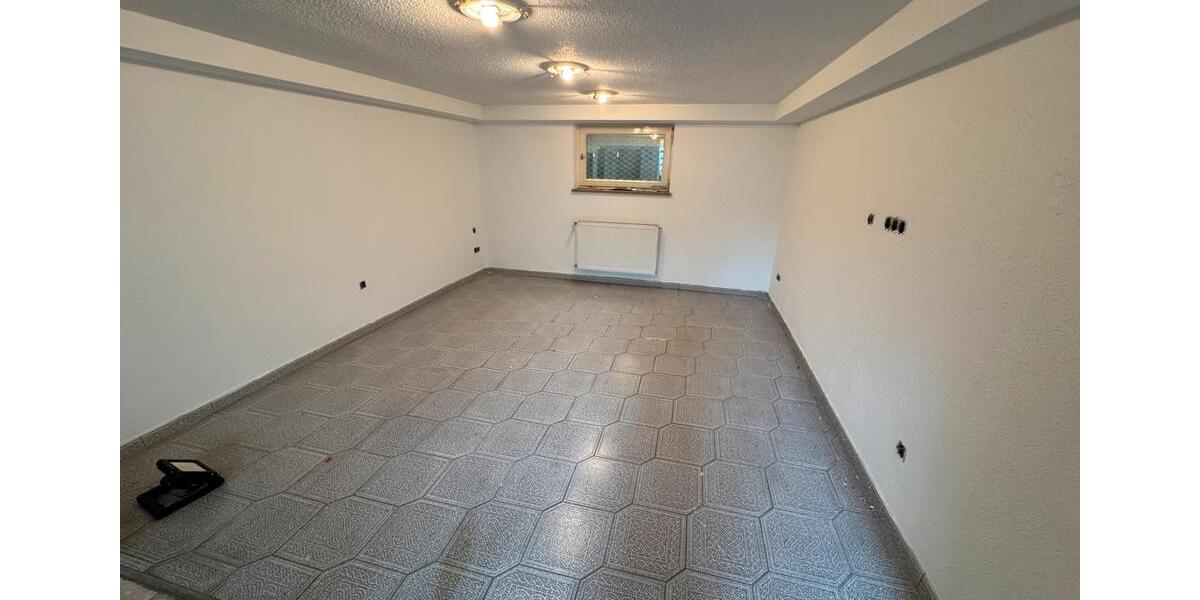 Einfamilienhaus Nürnberg Gaismannshof - 6 Zimmer, 143 m&sup2;, 2.000&euro; | Angebot:26594505