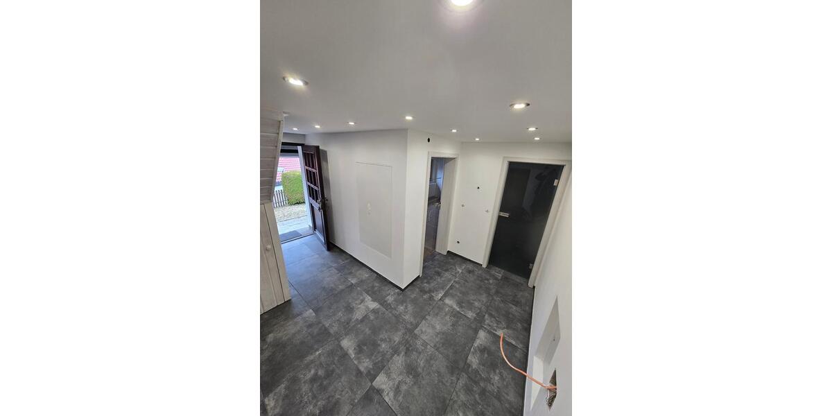 Einfamilienhaus Wendelstein - 1 Zimmer, 90 m&sup2;, 1.300&euro; | Angebot:25872934