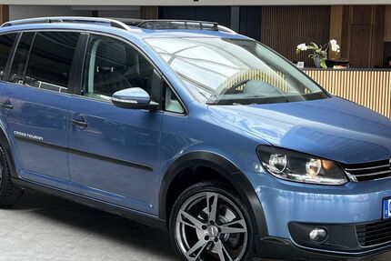 VW Touran 177.701 km 10.740 &euro; Cadolzburg bei Nürnberg 90556
