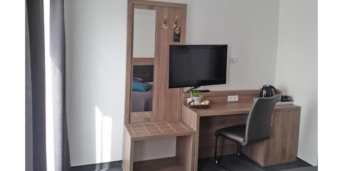 Aparthotel, Mehrgenerationenhaus oder Mietshaus – vielseitig nutzbar, zentral gelegen und dennoch sehr ruhig. - Gewerbeobjekt Herzogenaurach 10809572132 | Angebot:27614506
