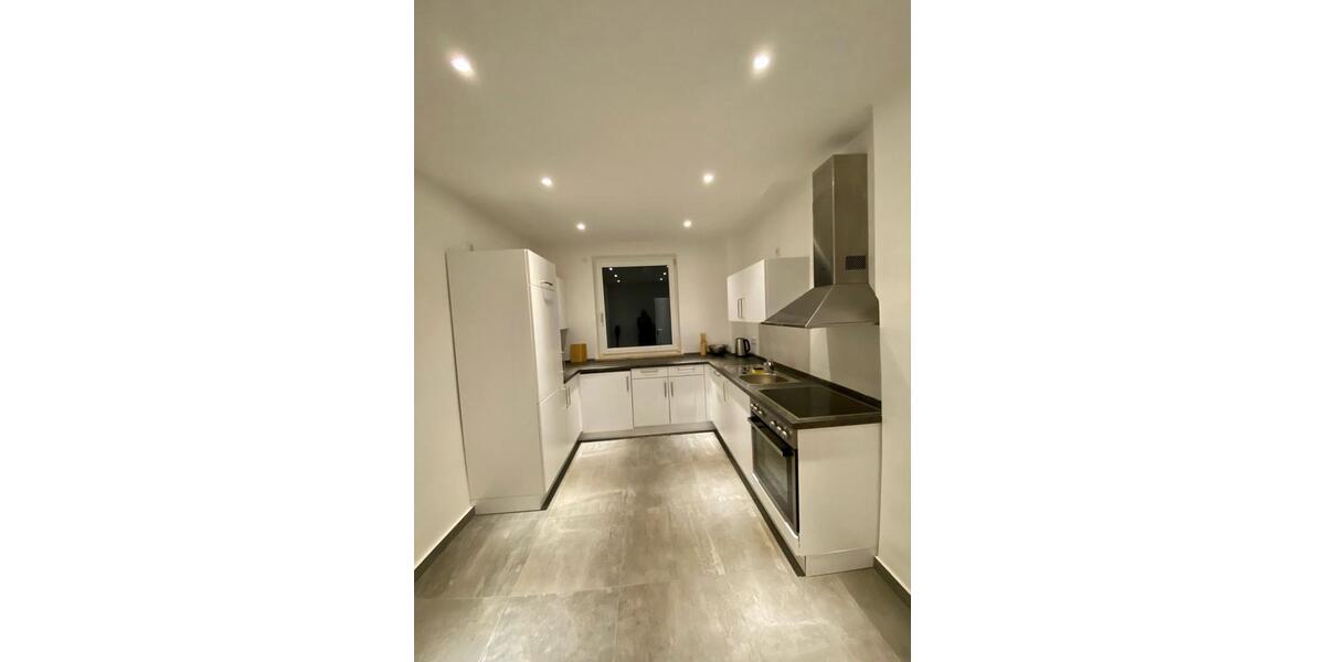 Etagenwohnung Nürnberg Gleißhammer - 3 Zimmer, 73 m&sup2;, 1.360&euro; | Angebot:26498394