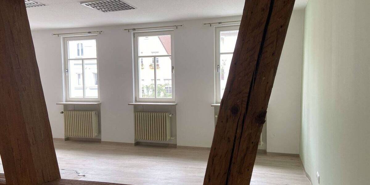 Gewerbeobjekt Forchheim - 2.200&euro; | Angebot:25768292