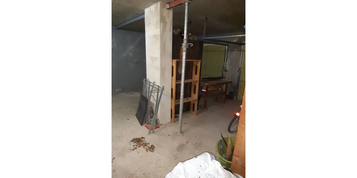 Einfamilienhaus Zirndorf Bronnamberg - 9 Zimmer, 160 m&sup2;, 500.000&euro; | Angebot:25662809