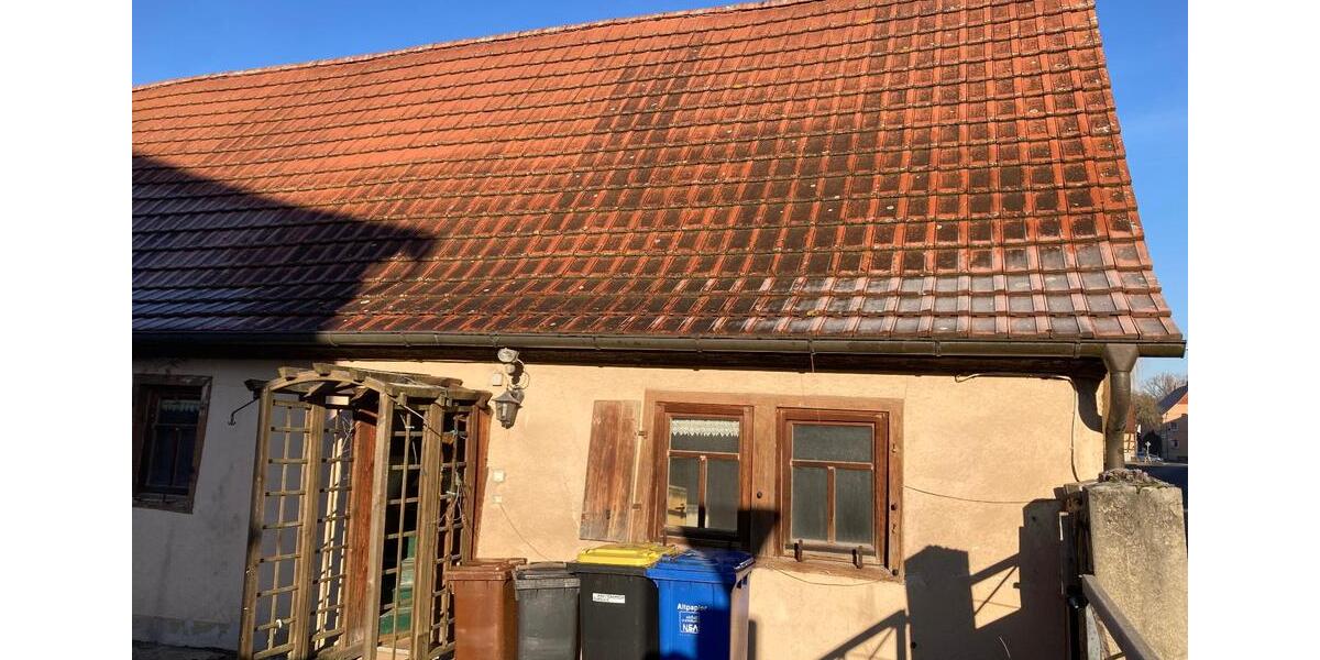 Einfamilienhaus Neuendettelsau - 9 Zimmer, 114 m&sup2;, 330&euro; | Angebot:24716072