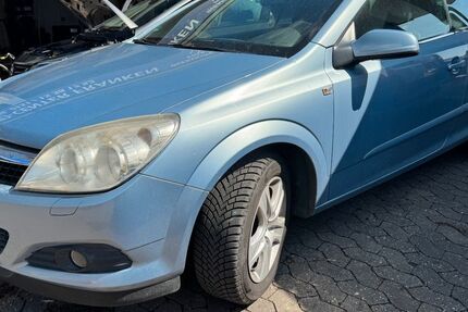 Opel Astra 267.000 km 750 &euro; Nürnberg 90453