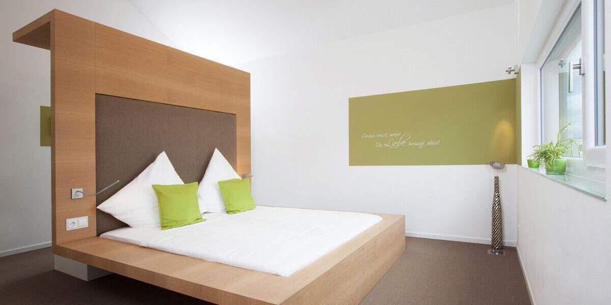 Einfamilienhaus Roth - 7 Zimmer, 239 m&sup2;, 698.000&euro; | Angebot:25681341