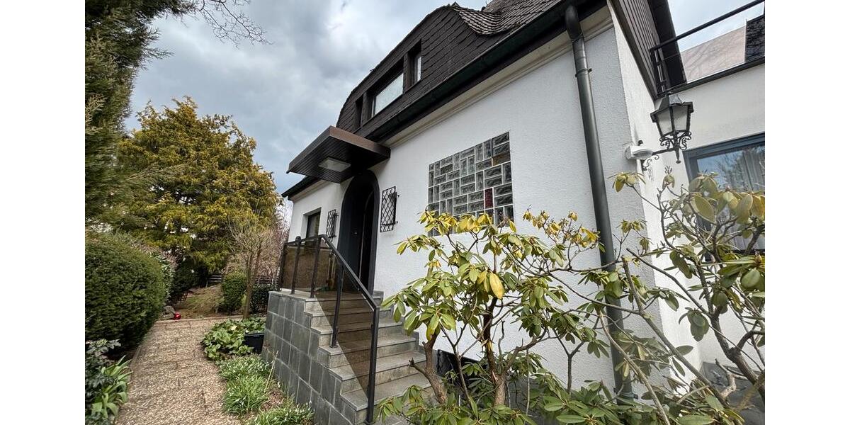 Einfamilienhaus Nürnberg Buchenbühl - 5.5 Zimmer, 100 m&sup2;, 640.000&euro; | Angebot:25638435