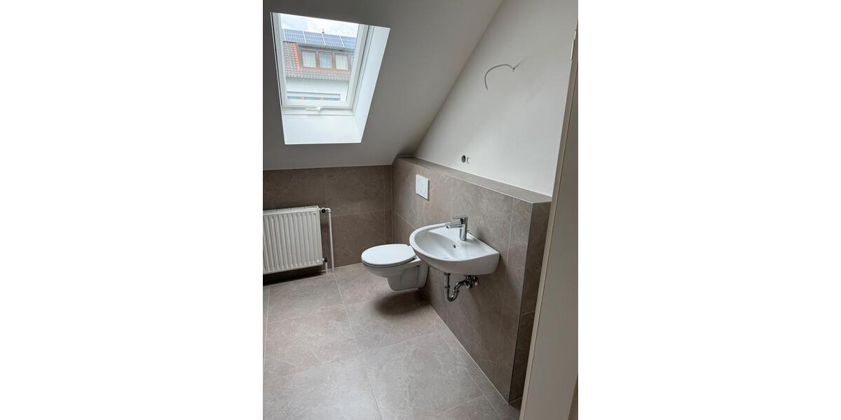 Dachgeschoßwohnung Veitsbronn - 3.5 Zimmer, 91 m&sup2;, 1.250&euro; | Angebot:26614884
