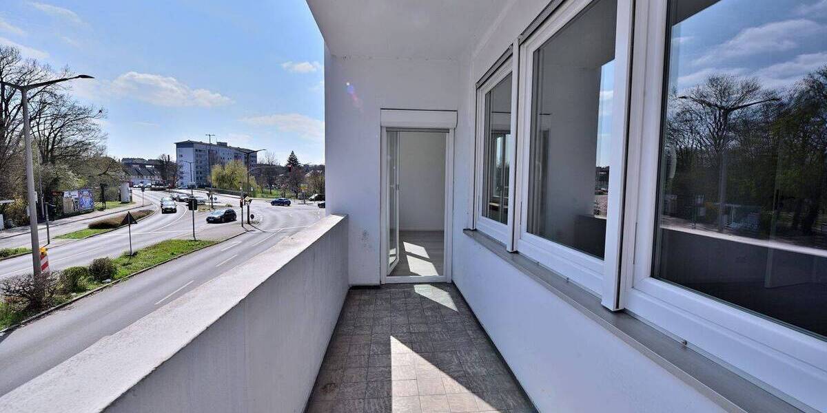 Etagenwohnung Zirndorf - 3 Zimmer, 77 m&sup2;, 790&euro; | Angebot:26037623