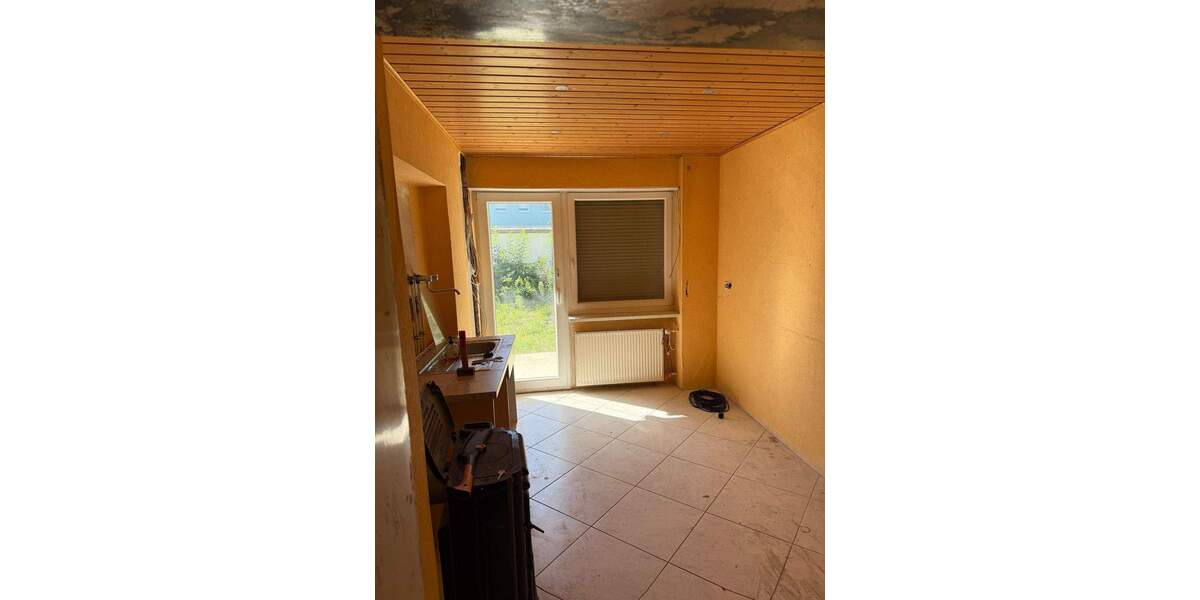 Reihenmittelhaus Nürnberg Thon - 9 Zimmer, 110 m&sup2;, 470.000&euro; | Angebot:25877148