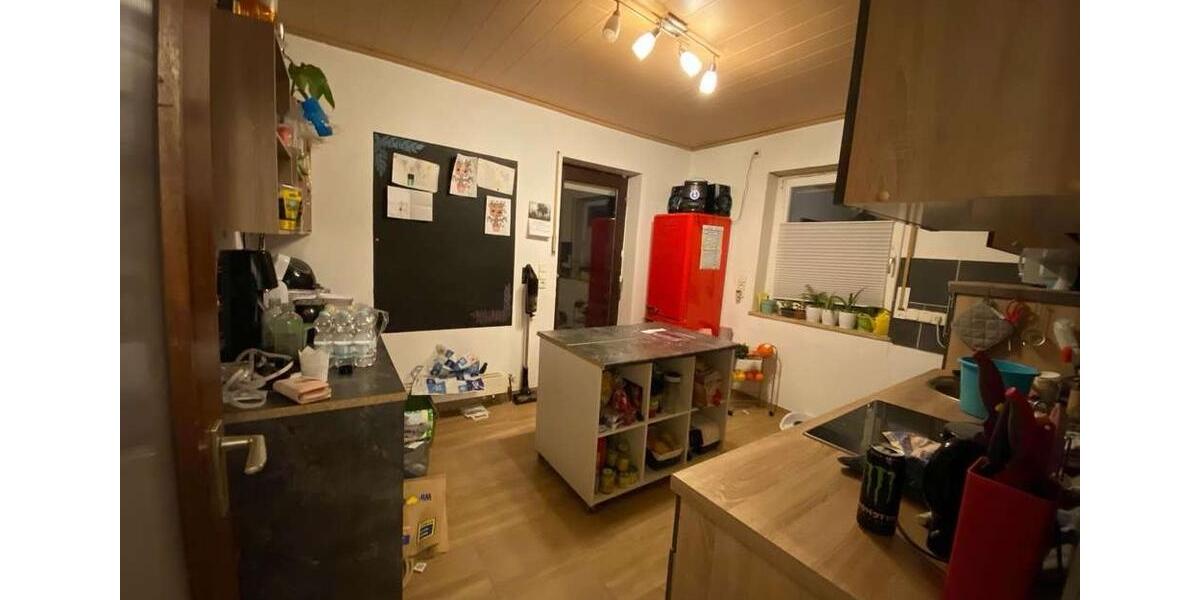 Etagenwohnung Schwabach - 3 Zimmer, 85 m&sup2;, 680&euro; | Angebot:25379393