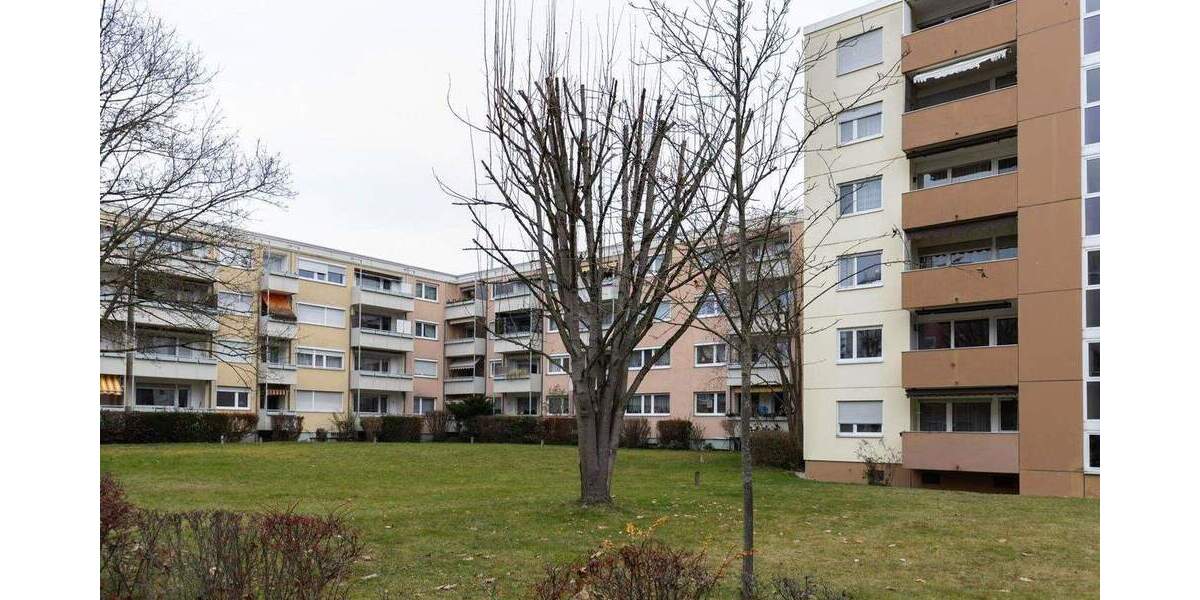 Etagenwohnung Nürnberg Röthenbach b Schweinau - 3 Zimmer, 84 m&sup2;, 330.000&euro; | Angebot:25724159