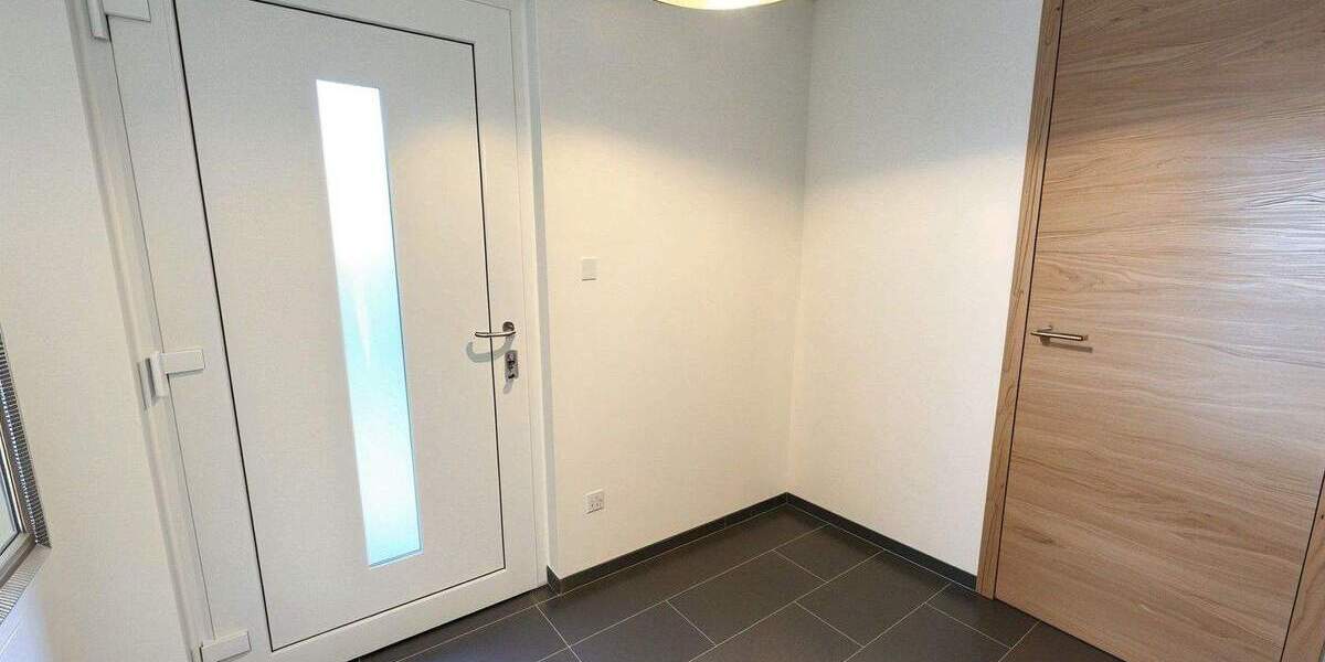Doppelhaushälfte Erlangen Dechsendorf - 5 Zimmer, 133 m&sup2;, 950.000&euro; | Angebot:25662158
