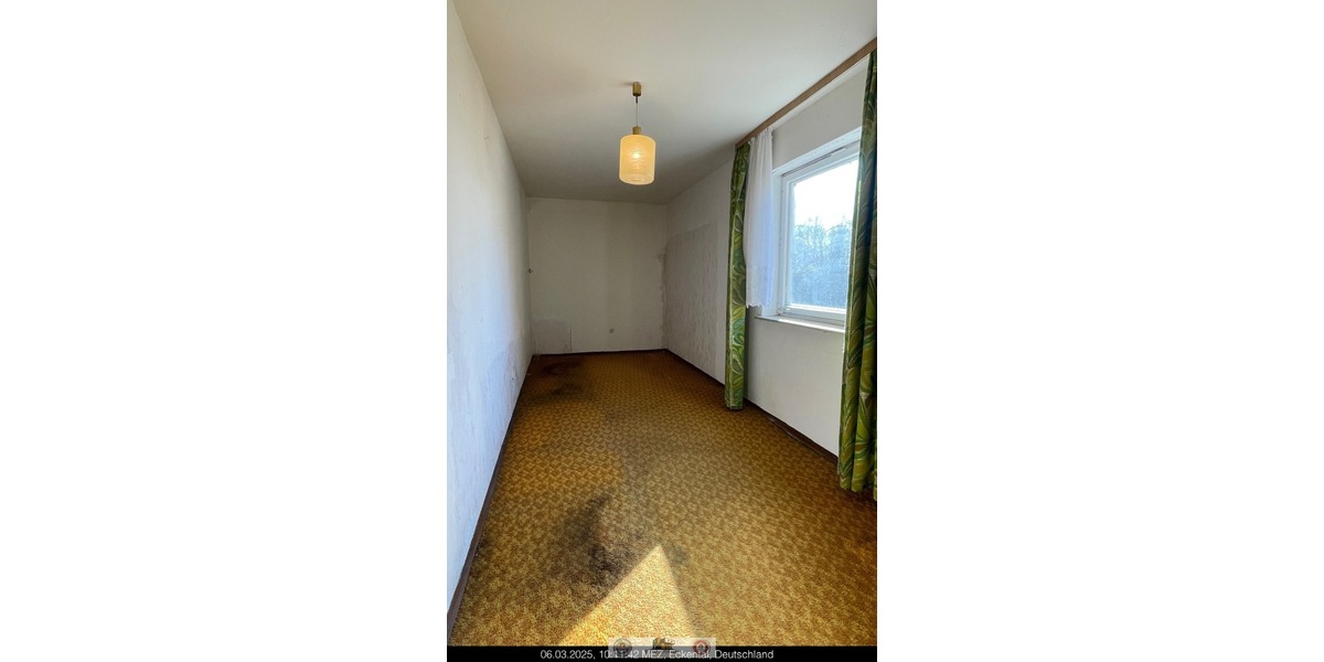 Großes Haus mit Scheune, Garage, Schuppen, Garten, sofort frei. Für Handwerker, Bastler, Sparfüchse - Bauernhaus, Landhaus Eckental Frohnhof | Angebot:25364269