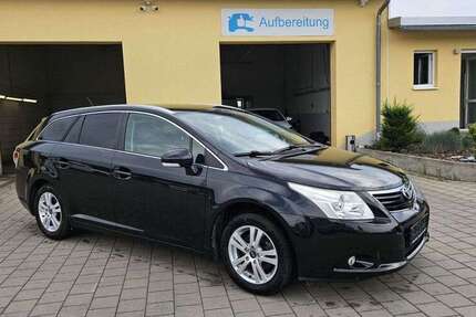 Toyota Avensis 131.000 km 5.500 &euro; Büchenbach 91186