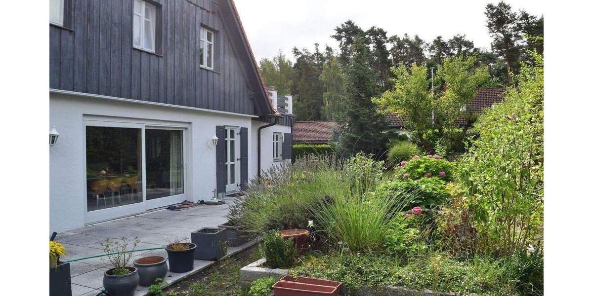 Einfamilienhaus Oberreichenbach - 1 Zimmer, 450 m&sup2;, 1.195.000&euro; | Angebot:25751713
