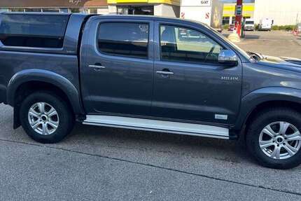 Toyota Hilux 285.000 km 14.999 &euro; Nürnberg 90431