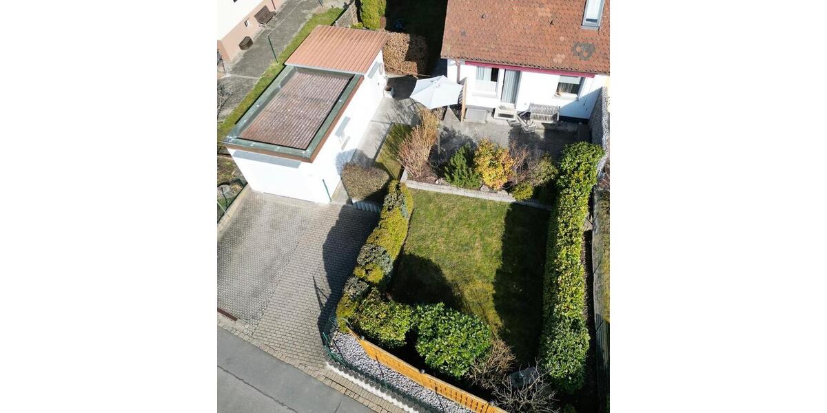 Doppelhaushälfte Forchheim - 4 Zimmer, 85 m&sup2;, 425.000&euro; | Angebot:25170725