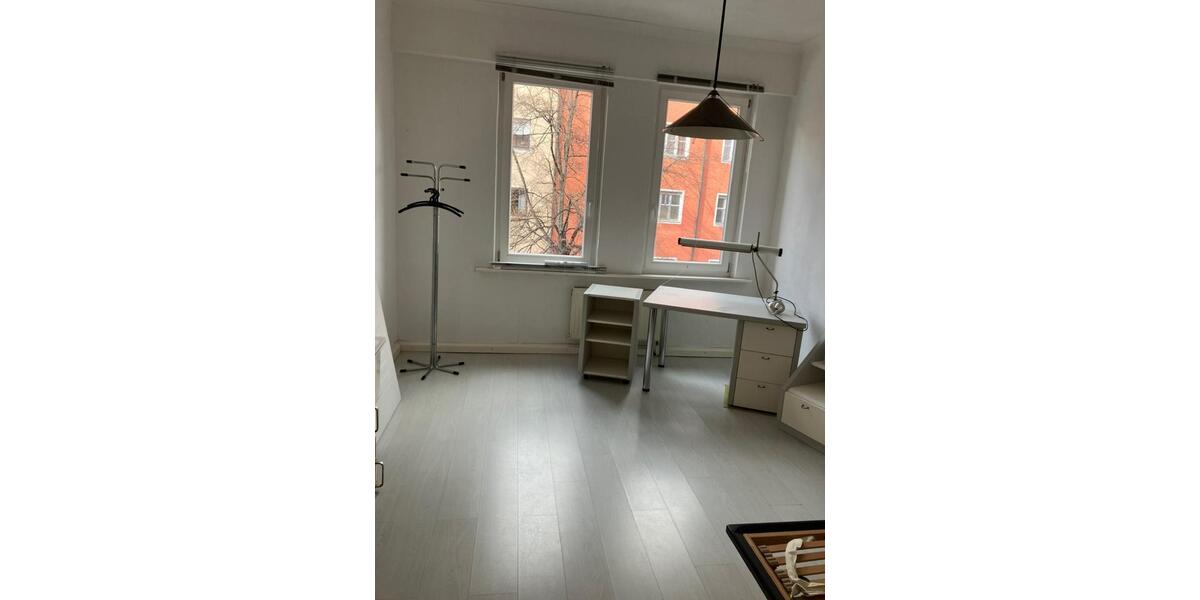 Etagenwohnung Nürnberg Gibitzenhof - 2.5 Zimmer, 72 m&sup2;, 200.000&euro; | Angebot:25873765