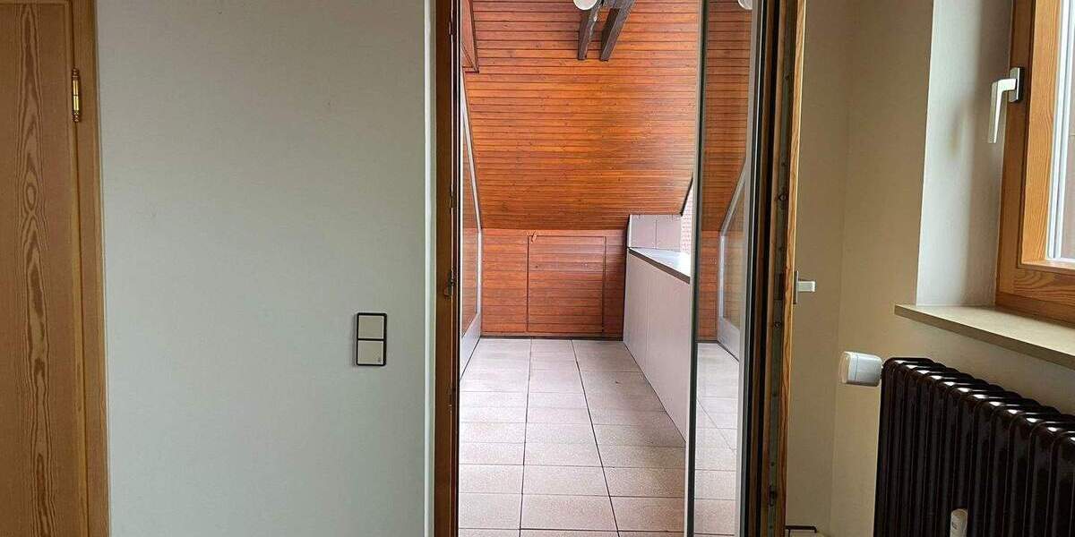 Etagenwohnung Neustadt an der Aisch Neustadt - 2 Zimmer, 75 m&sup2;, 720&euro; | Angebot:25660938