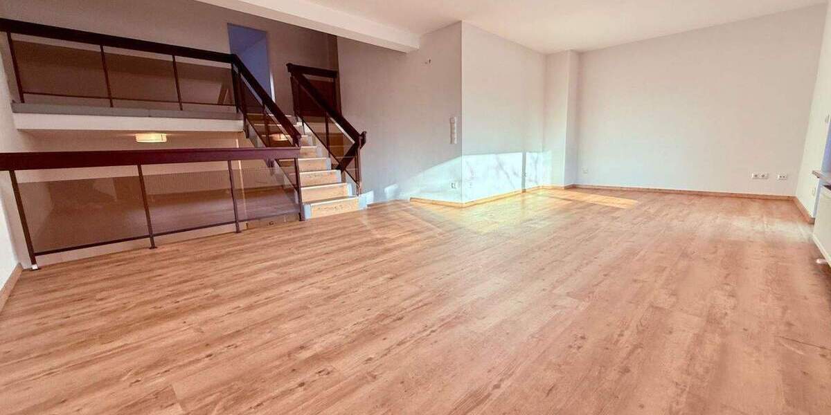 Etagenwohnung Nürnberg Klingenhof - 2 Zimmer, 106 m&sup2;, 1.100&euro; | Angebot:25667195