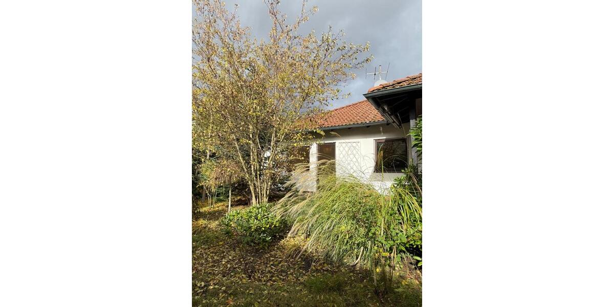 Bungalow Feucht - 3 Zimmer, 140 m&sup2;, 750.000&euro; | Angebot:24753207