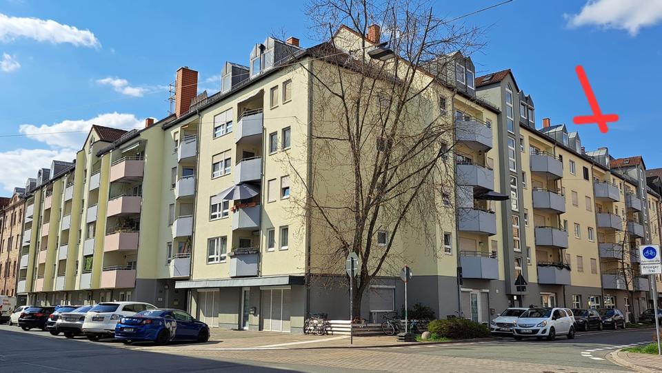 Dachgeschoßwohnung Fürth Altstadt - 2.5 Zimmer, 68 m&sup2;, 248.000&euro; | Angebot:25986517