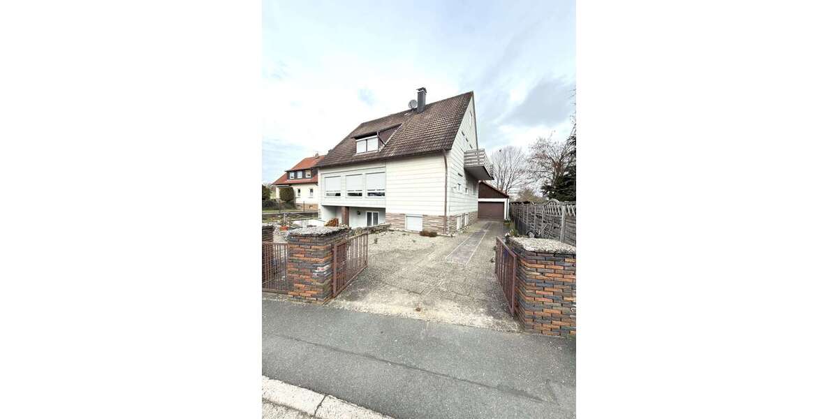 Einfamilienhaus Dormitz - 10 Zimmer, 198 m&sup2;, 699.000&euro; | Angebot:24976564