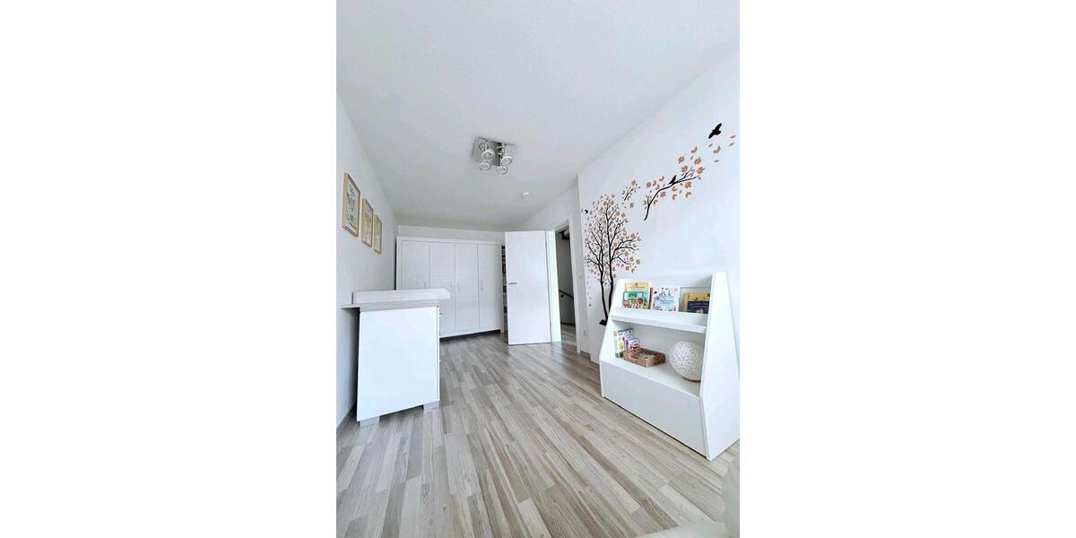 Etagenwohnung Adelsdorf - 4 Zimmer, 137 m&sup2;, 550.000&euro; | Angebot:27016214