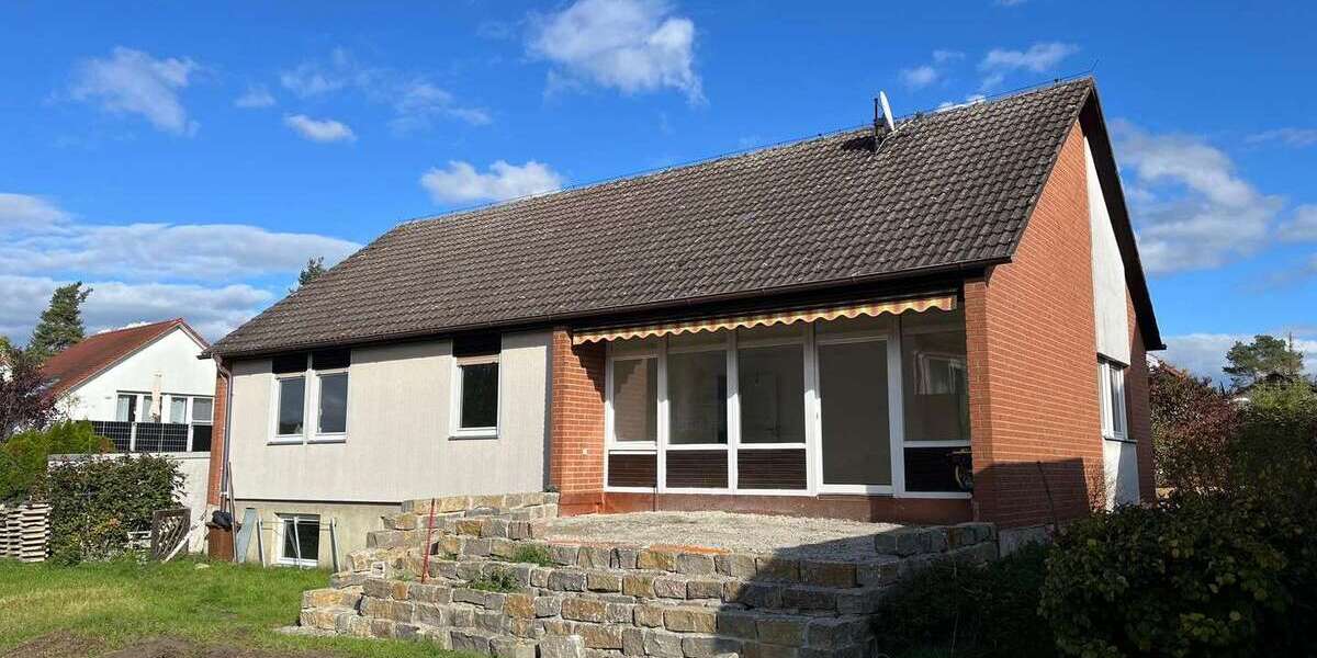 Einfamilienhaus Bubenreuth - 5.5 Zimmer, 128 m&sup2;, 2.300&euro; | Angebot:24496525