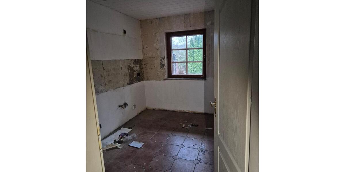 Mehrfamilienhaus, Wohnhaus Bruckberg - 3.5 Zimmer, 100 m&sup2;, 175.000&euro; | Angebot:25299511