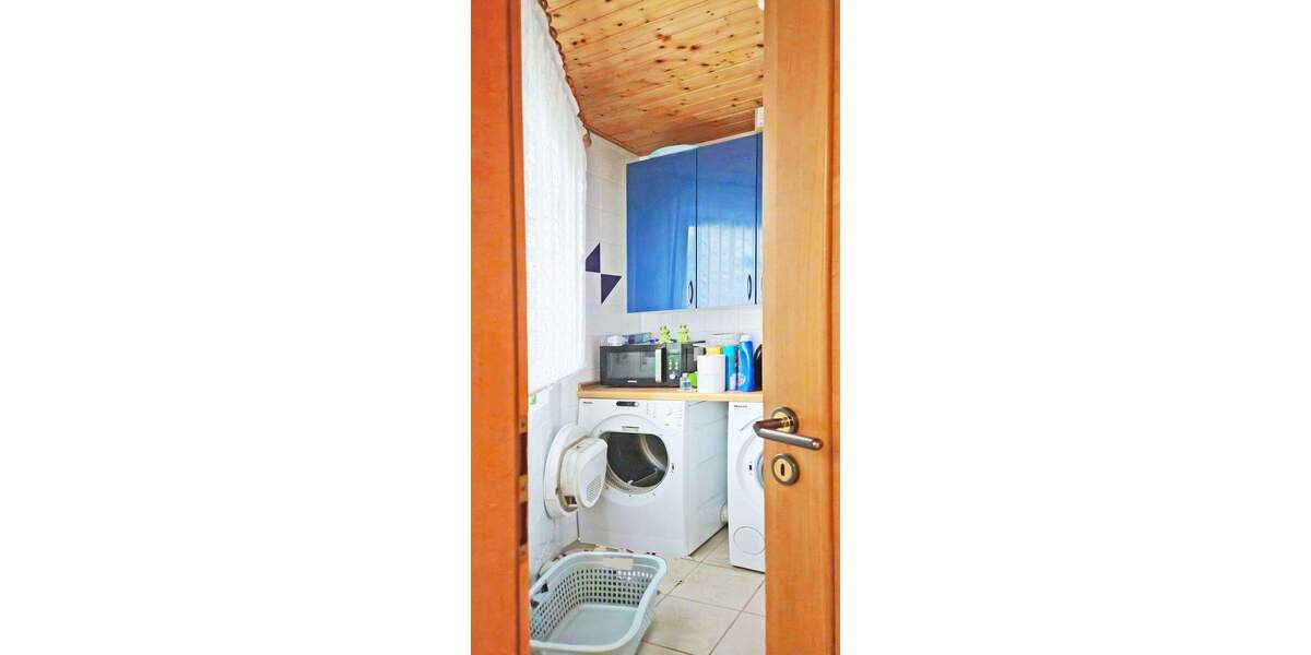 Einfamilienhaus Forchheim - 7 Zimmer, 222 m&sup2;, 947.000&euro; | Angebot:25665469