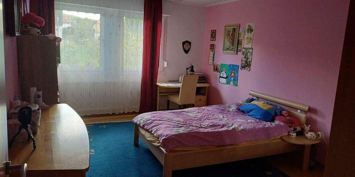 Doppelhaushälfte Schnaittach - 8 Zimmer, 270 m&sup2;, 615.000&euro; | Angebot:25737281