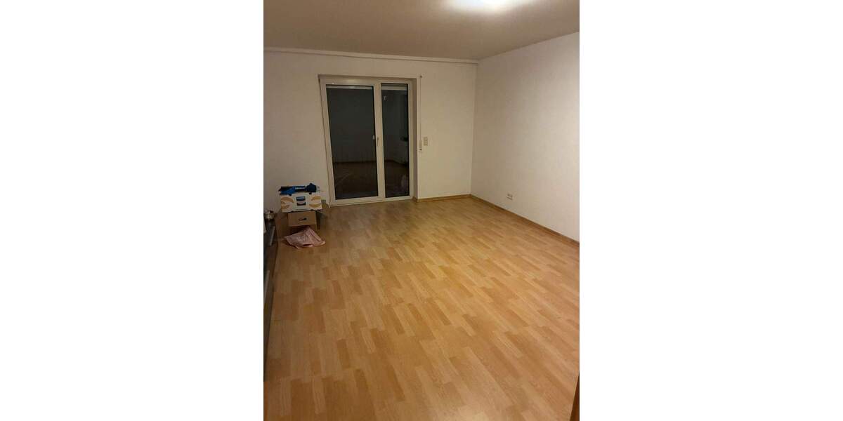 Zimmer Nürnberg Thon - 3 Zimmer, 83 m&sup2;, 950&euro; | Angebot:25876836