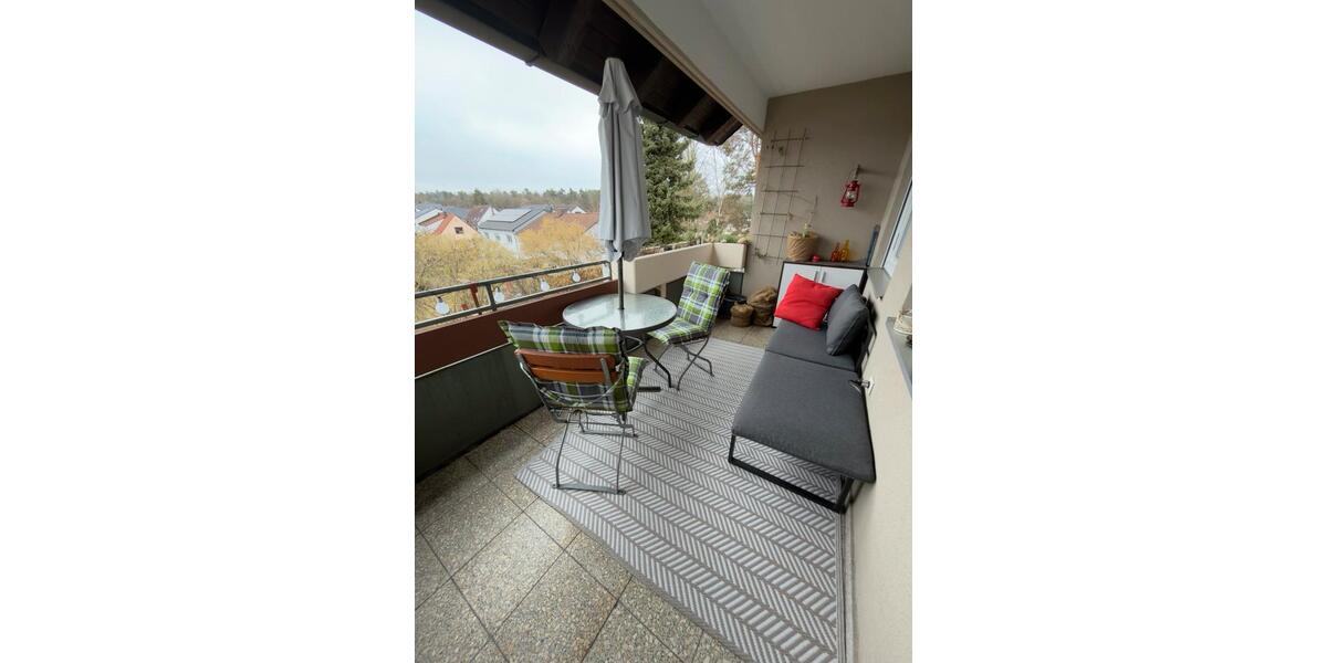 Etagenwohnung Nürnberg Falkenheim - 3 Zimmer, 94 m&sup2;, 1.700&euro; | Angebot:25644006