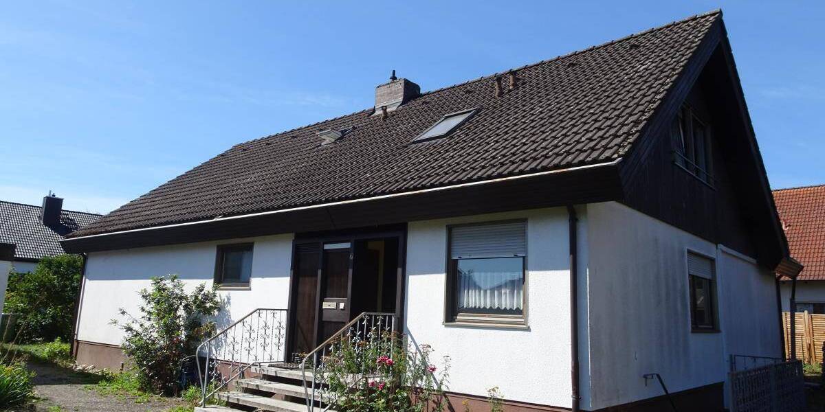 Mehrfamilienhaus, Wohnhaus Herzogenaurach - 8 Zimmer, 171 m&sup2;, 568.000&euro; | Angebot:25779296