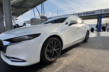 Mazda 3 60.000 km 19.990 &euro; Hagenbüchach 91469