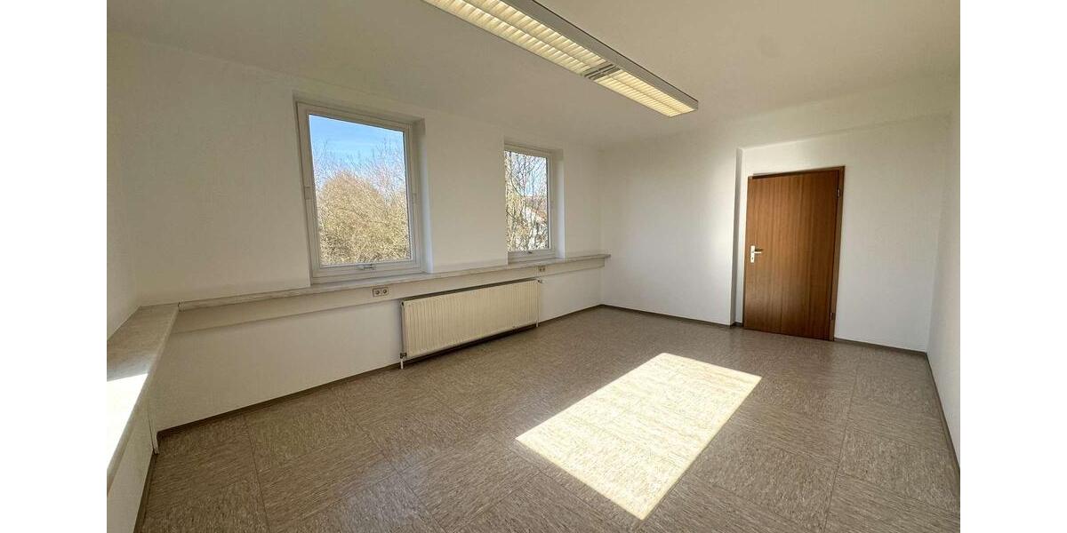 Gewerbeobjekt Fürth Bislohe - 1.800&euro; | Angebot:21456301