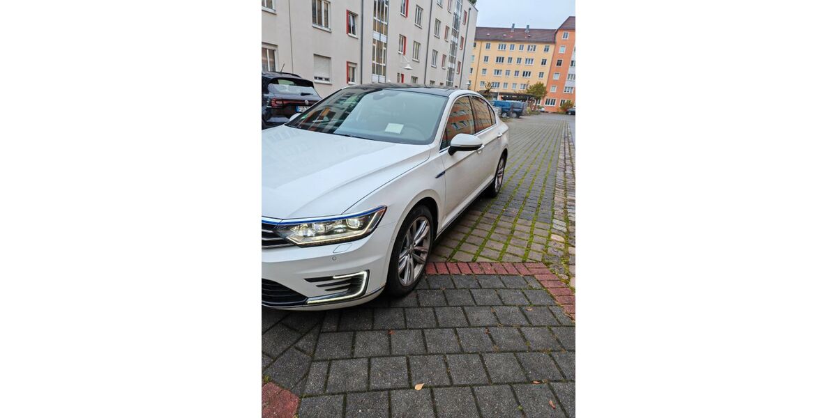 VW Passat 116.000 km 16.099 &euro; Fürth 90763