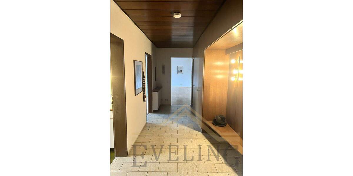 Etagenwohnung Erlangen Innenstadt - 5 Zimmer, 159 m&sup2;, 670.000&euro; | Angebot:25681396