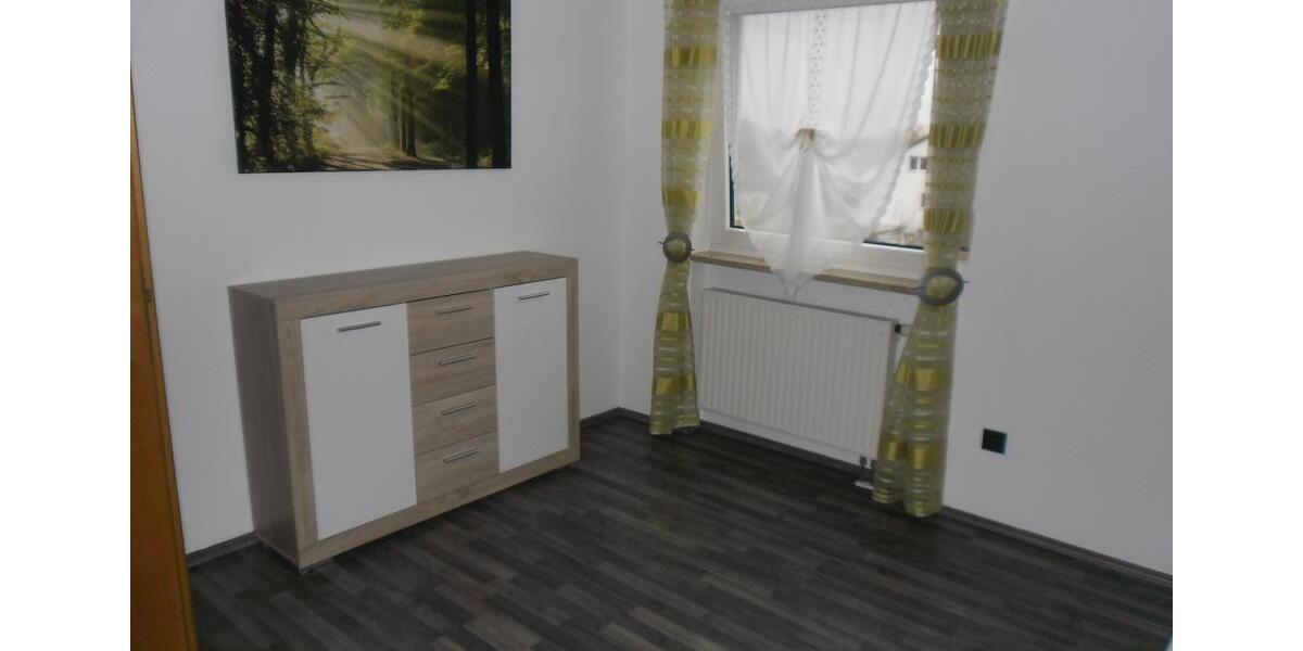 Etagenwohnung Cadolzburg - 2.5 Zimmer, 59 m&sup2;, 215.000&euro; | Angebot:26964300