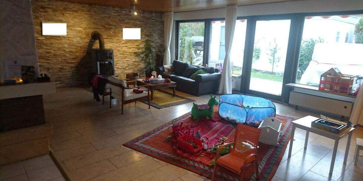 Bungalow Heroldsberg - 6 Zimmer, 200 m&sup2;, 695.000&euro; | Angebot:25752902