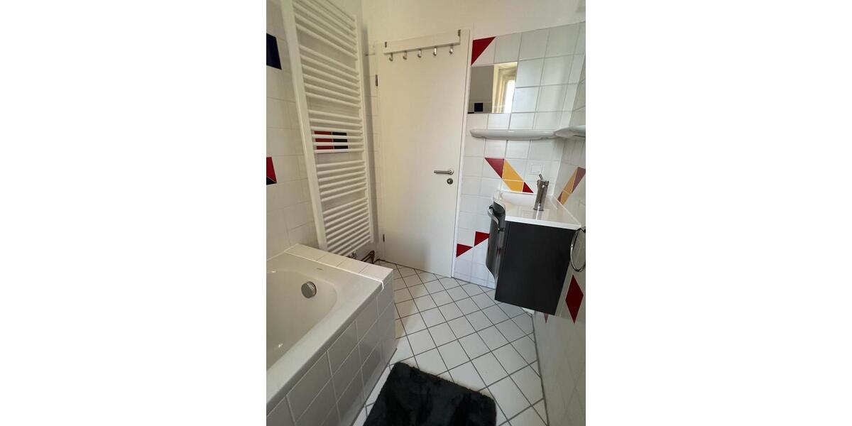 Etagenwohnung Nürnberg Sankt Leonhard - 3 Zimmer, 82 m&sup2;, 285.000&euro; | Angebot:26619421